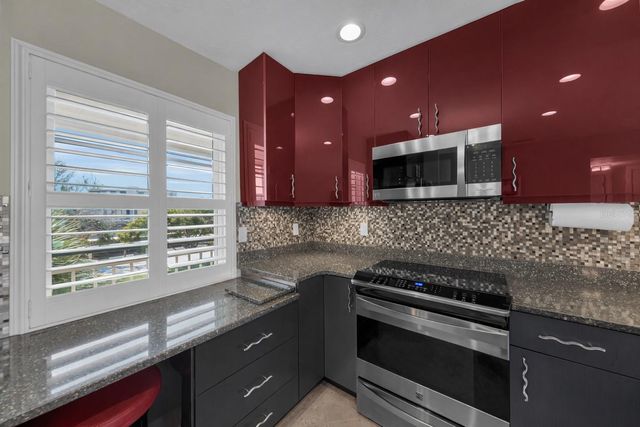 4420 EXETER DRIVE 307, Longboat Key, FL 34228