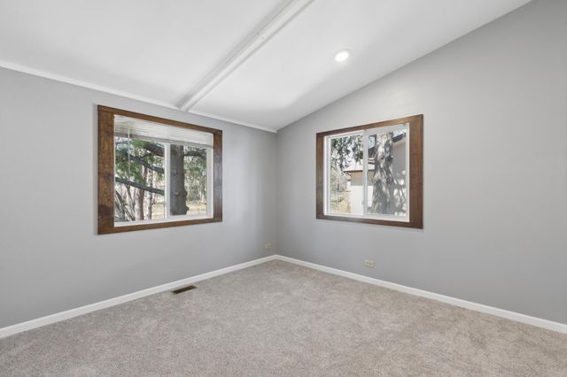 3541 Flag Avenue N, New Hope, MN 55427