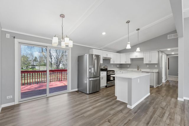 3541 Flag Avenue N, New Hope, MN 55427