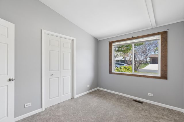 3541 Flag Avenue N, New Hope, MN 55427