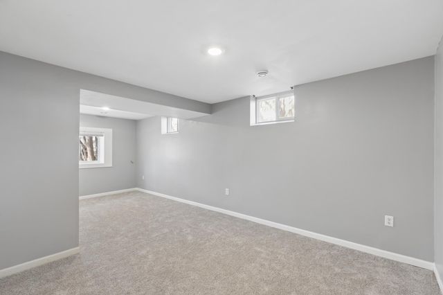 3541 Flag Avenue N, New Hope, MN 55427