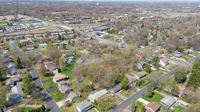 3541 Flag Avenue N, New Hope, MN 55427