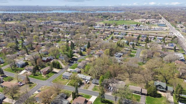 3541 Flag Avenue N, New Hope, MN 55427