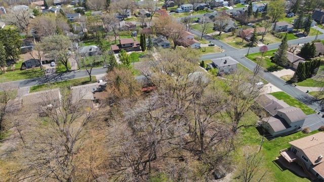 3541 Flag Avenue N, New Hope, MN 55427