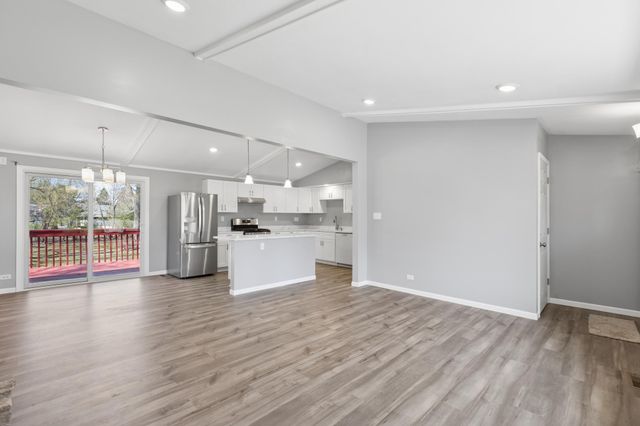 3541 Flag Avenue N, New Hope, MN 55427