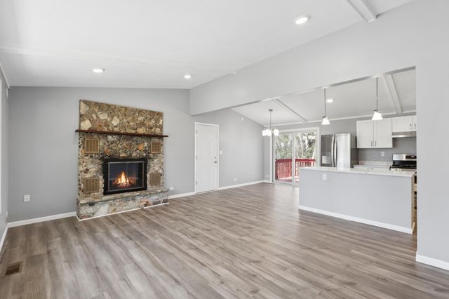 3541 Flag Avenue N, New Hope, MN 55427