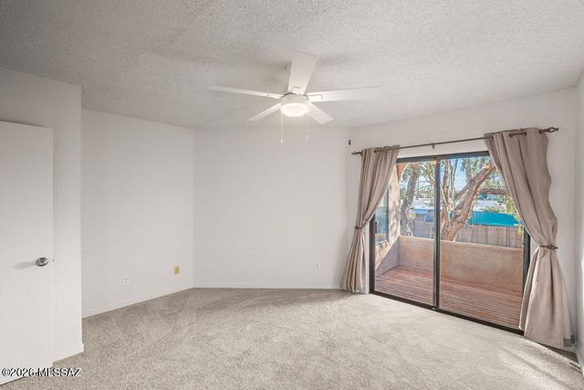 1949 N Swan Rd Unit 24, Tucson, AZ 85712