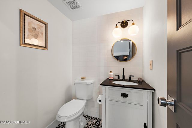 605 Duchess Court, Toms River, NJ 08753