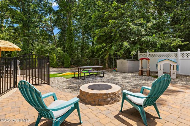 605 Duchess Court, Toms River, NJ 08753