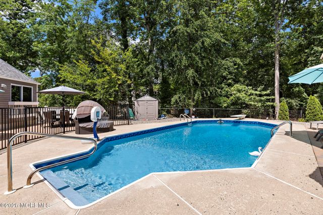 605 Duchess Court, Toms River, NJ 08753