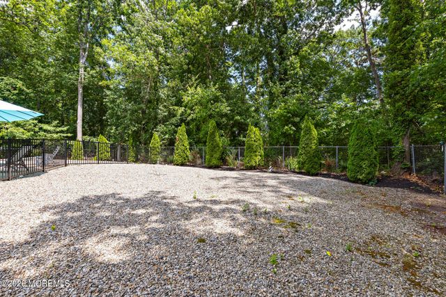 605 Duchess Court, Toms River, NJ 08753