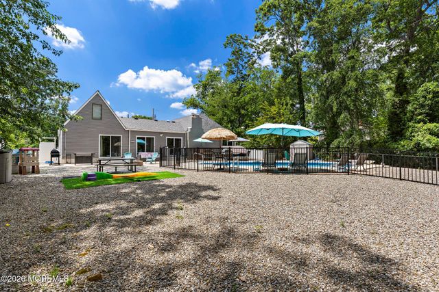605 Duchess Court, Toms River, NJ 08753