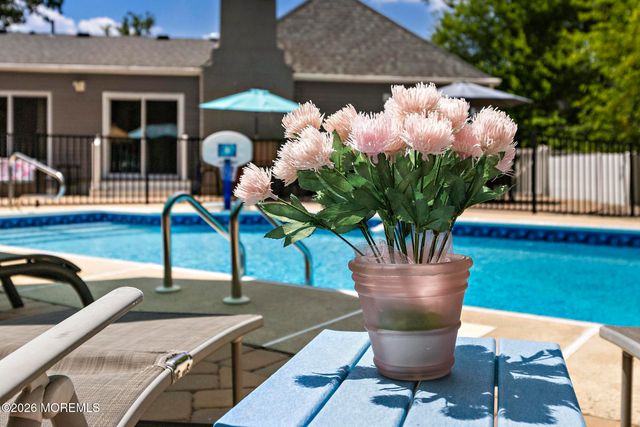 605 Duchess Court, Toms River, NJ 08753