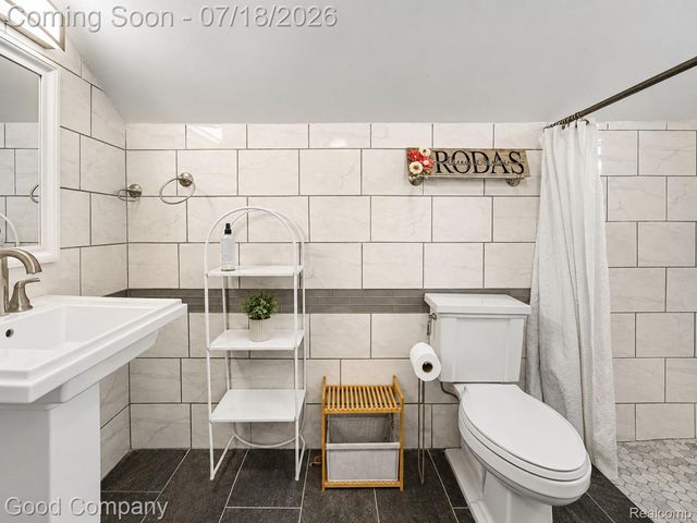 15131 Vaughan Street, Detroit, MI 48223