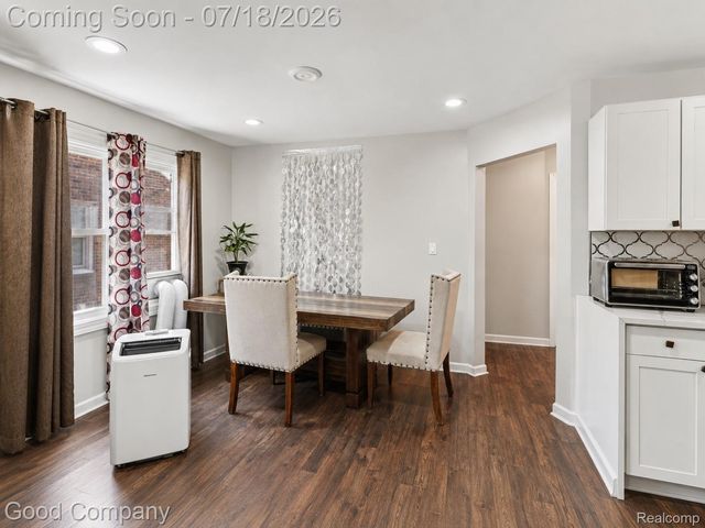 15131 Vaughan Street, Detroit, MI 48223