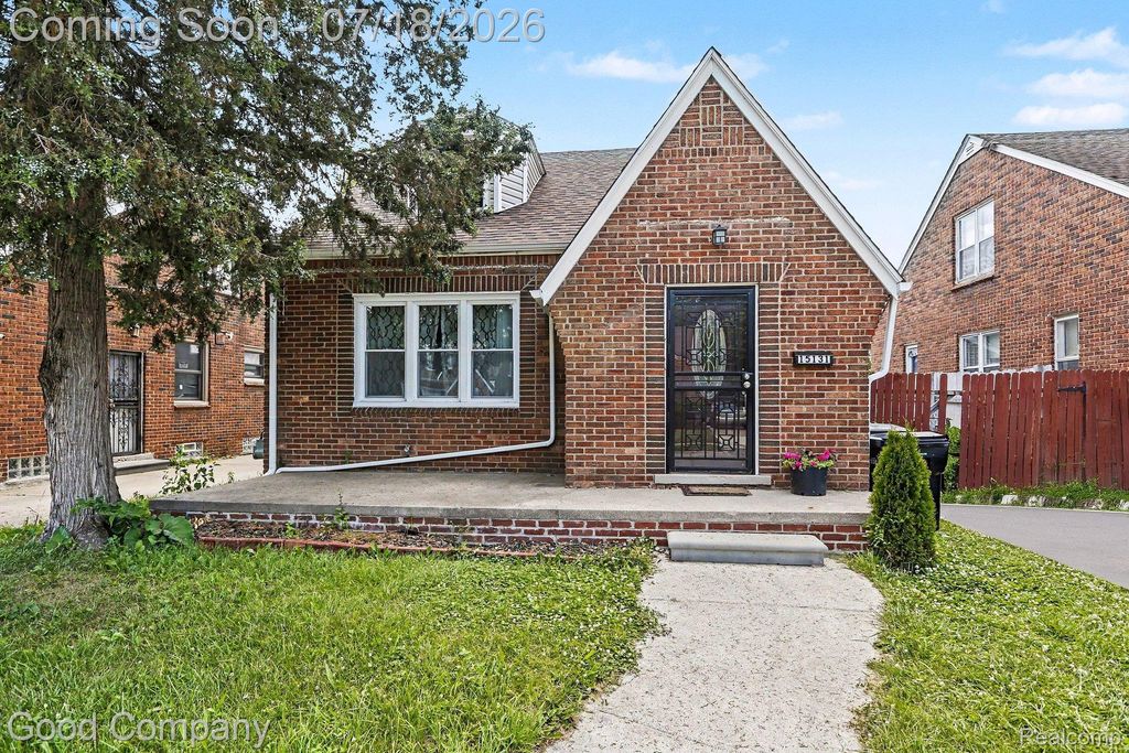 15131 Vaughan Street, Detroit, MI 48223