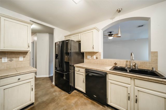 2211 Lilac Circle, Mckinney, TX 75071