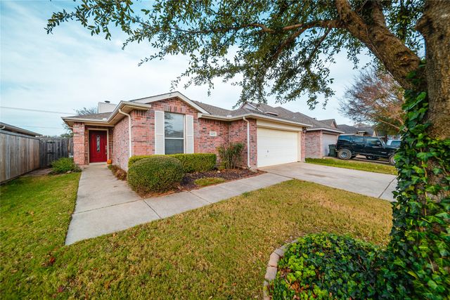 2211 Lilac Circle, Mckinney, TX 75071