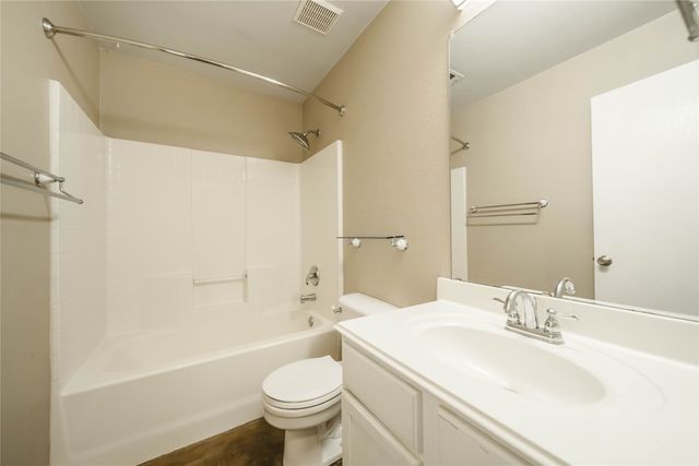 2211 Lilac Circle, Mckinney, TX 75071