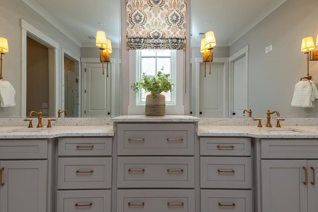 1539 LAMBS MEADOW LN, Collierville, TN 38017