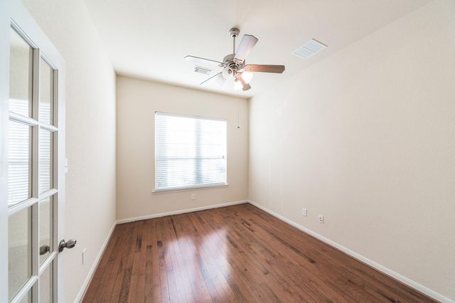 607 Overdell Drive, Sugar Land, TX 77479