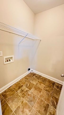 3332 Cornerstone Dr, Murfreesboro, TN 37128