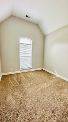 3332 Cornerstone Dr, Murfreesboro, TN 37128