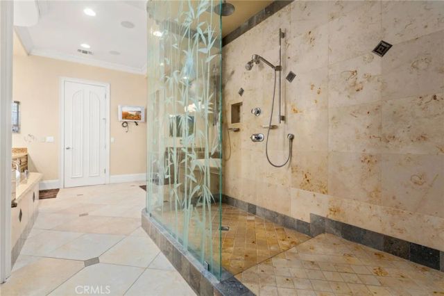 22928 San Joaquin East, Canyon Lake, CA 92587