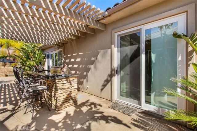 22928 San Joaquin East, Canyon Lake, CA 92587