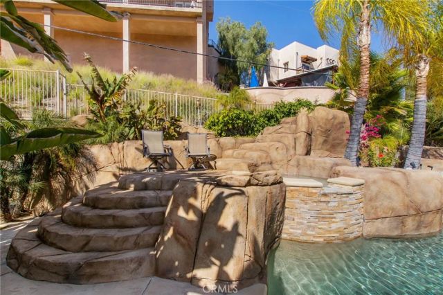 22928 San Joaquin East, Canyon Lake, CA 92587