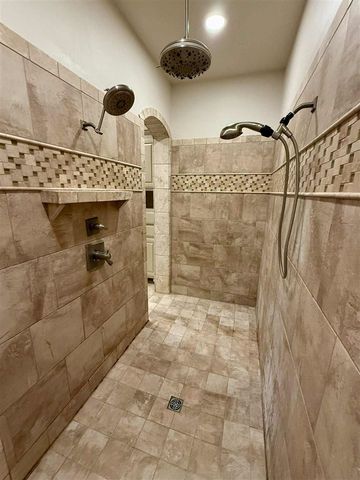 604 NW Allison Ln, Lawton, OK 73505