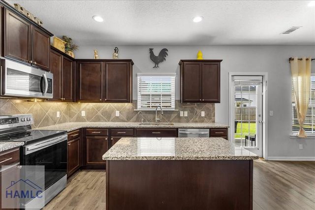 93 Factors Walk, Hinesville, GA 31313