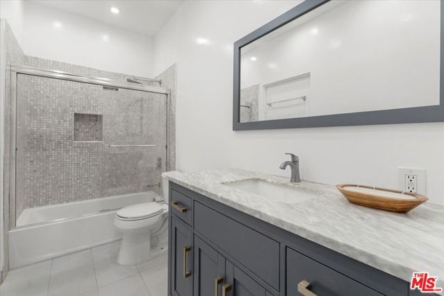 22 28th Place, Venice (los Angeles), CA 90291