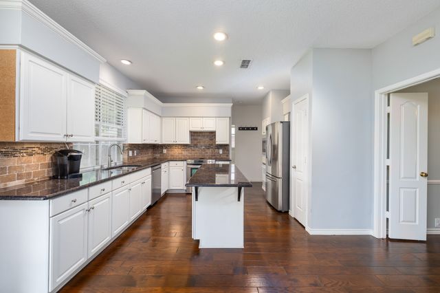 804 Wonder Way, Grapevine, TX 76051
