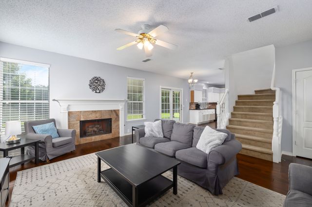 804 Wonder Way, Grapevine, TX 76051