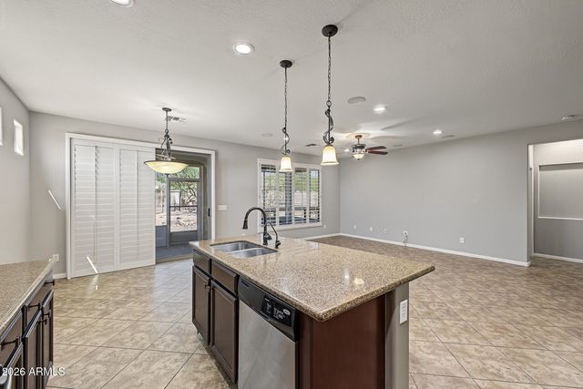 17656 W CEDARWOOD Lane, Goodyear, AZ 85338