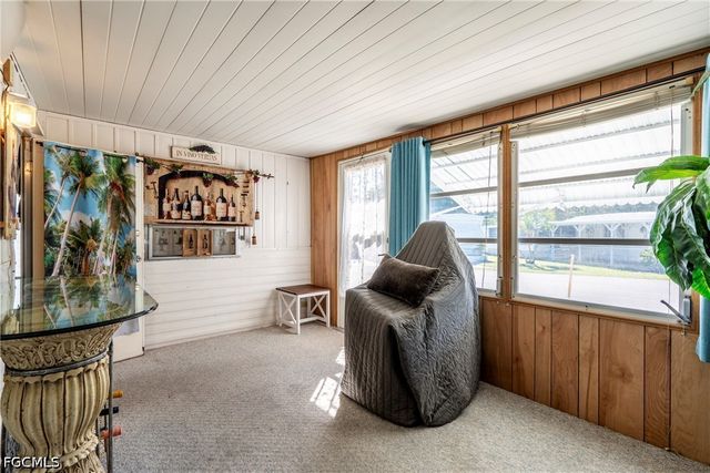 5558 Palm Beach BLVD 14, Fort Myers, FL 33905