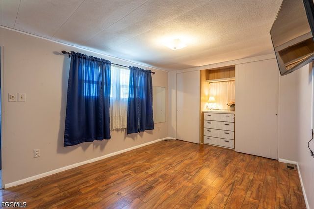 5558 Palm Beach BLVD 14, Fort Myers, FL 33905