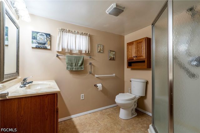 5558 Palm Beach BLVD 14, Fort Myers, FL 33905