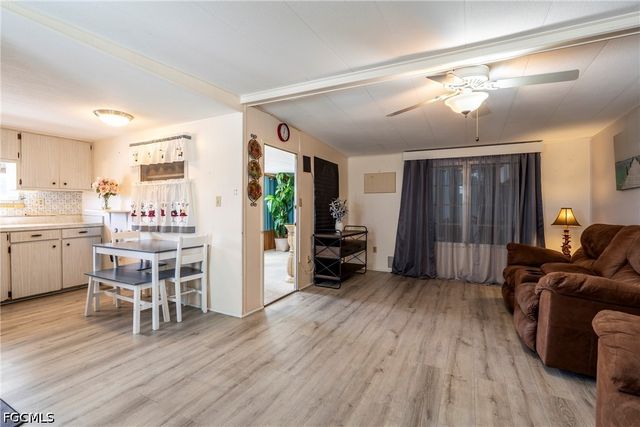5558 Palm Beach BLVD 14, Fort Myers, FL 33905