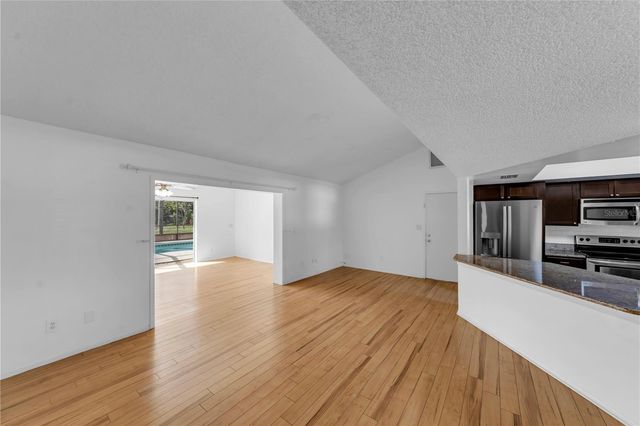 10320 OUT ISLAND DRIVE, Tampa, FL 33615