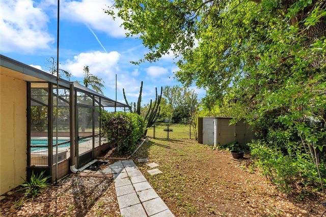 10320 OUT ISLAND DRIVE, Tampa, FL 33615