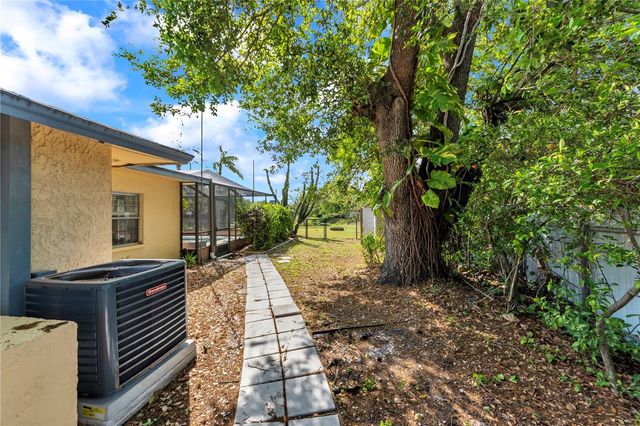 10320 OUT ISLAND DRIVE, Tampa, FL 33615