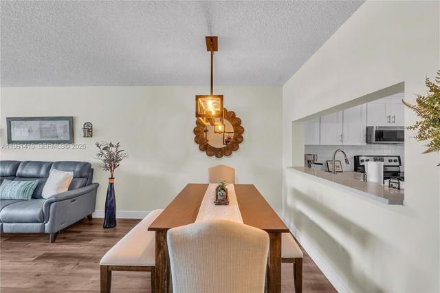 7406 N Devon Dr 108, Tamarac, FL 33321