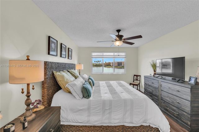 7406 N Devon Dr 108, Tamarac, FL 33321