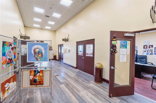 7406 N Devon Dr 108, Tamarac, FL 33321