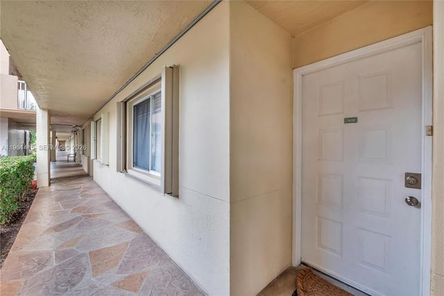 7406 N Devon Dr 108, Tamarac, FL 33321