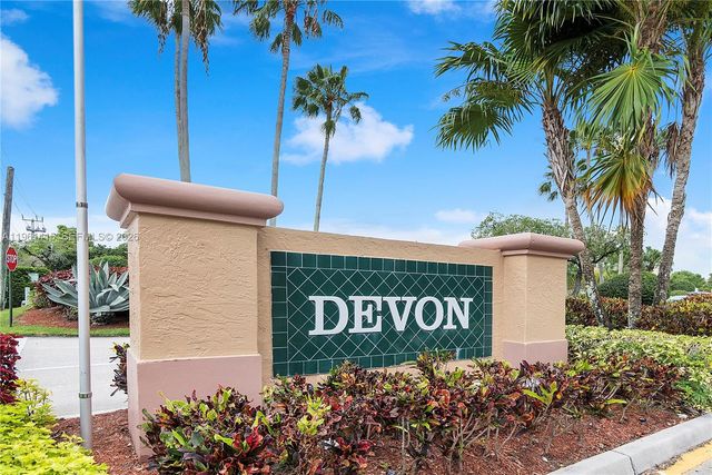 7406 N Devon Dr 108, Tamarac, FL 33321