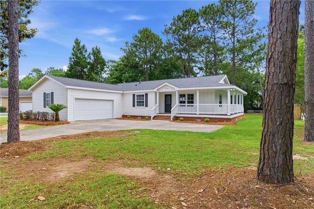 6941 March Road, Theodore, AL 36582
