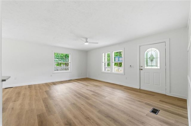 6941 March Road, Theodore, AL 36582